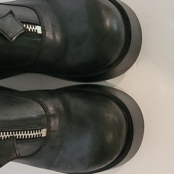 Black Leather Platform Boots - Picture 13 of 15